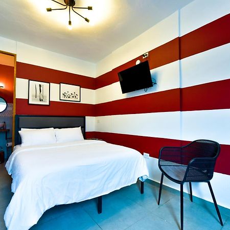 The Surfing Turtle Hotel Luquillo Buitenkant foto